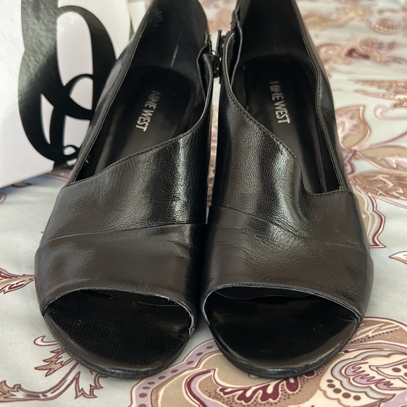 Nine West side zipper open toe heel - Picture 6 of 6